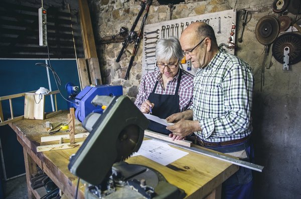 Comment l'utilisation de jeux vidéo interactifs peut-elle contribuer à l'amélioration de la coordination et de la santé mentale chez les seniors?